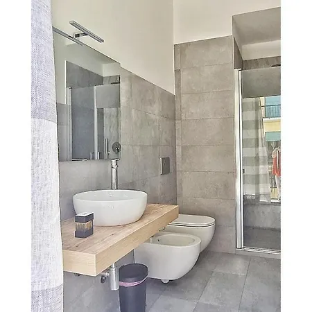 Rosshouse Guest house *
