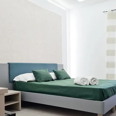 Pensión Rosshouse 3*